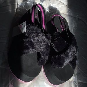 NWT SUGAR sz 8 black and hot pink faux fur platform sandal shoes
